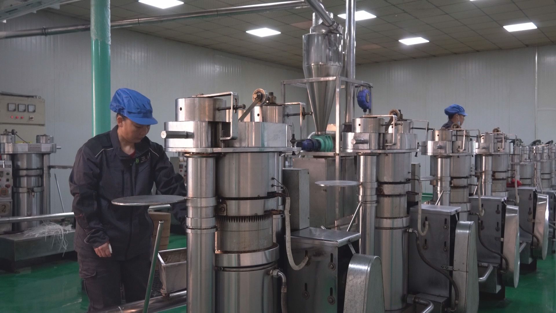 9.2億美元！襄州藥品零售出口領跑全市，外貿成績單璀璨奪目